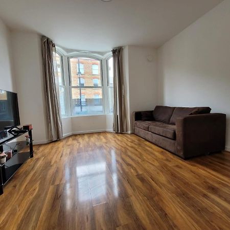 Stunning 1 Bedroom Apartment In Londen Buitenkant foto