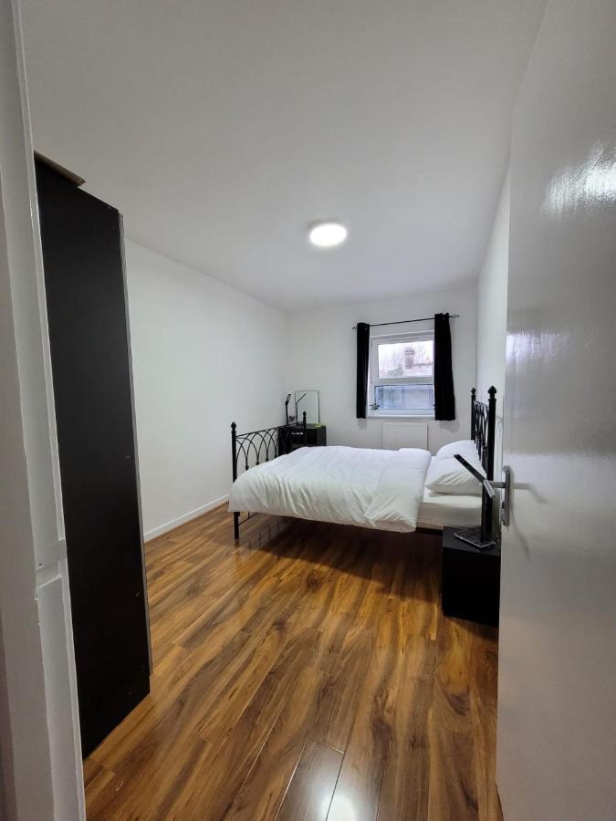 Stunning 1 Bedroom Apartment In Londen Buitenkant foto